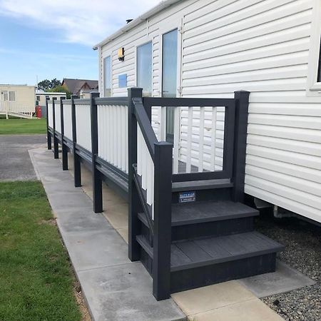 Pg177 Golden Palm Resort 8 Berth Caravan With Decking Chapel Saint Leonards Exteriör bild